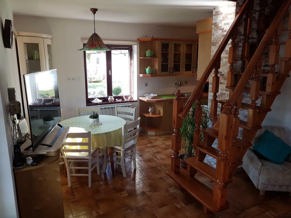 Apartment Slavi Vipava Exteriör bild